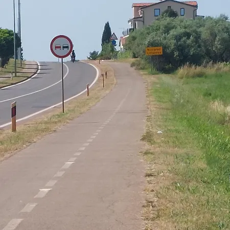 Dunja * Bužinija
